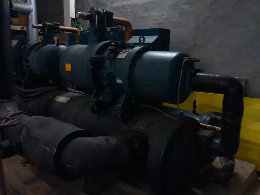 �ݗU�C(j��)�M-������{(di��o)